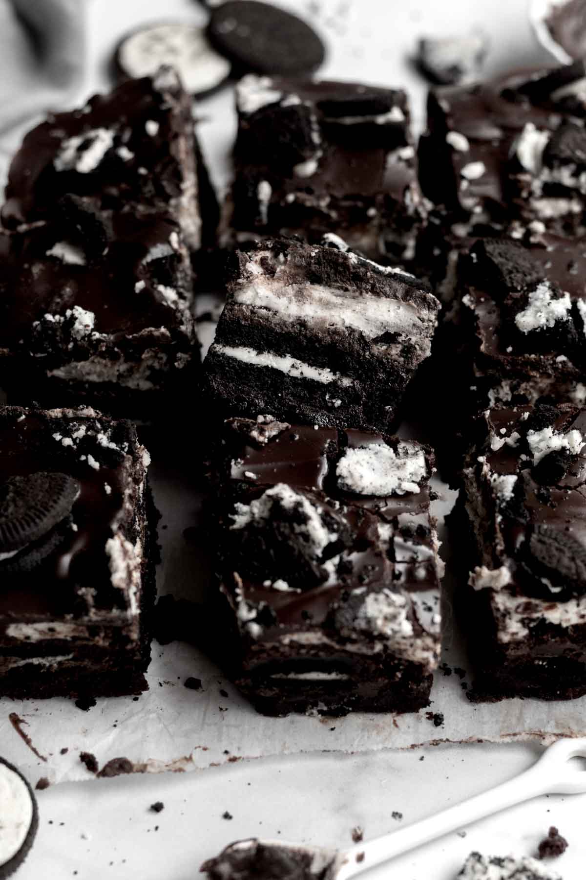 A beautiful mess of Vegan Cookies & Cream Brownies.